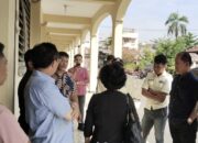 Mahasiswa Yang Akan Seminar Hasil Dihalangi Dosen Versi Hana