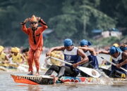 Lagunya Diviralkan Bocah Pacu Jalur, Penyanyi AS Melly Mike Ingin Tampil di Riau tanpa Bayaran