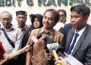 Kasus Ijazah Jokowi, Surat Panggilan Sidang ke Roy Suryo dkk Dikembalikan