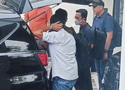 KPK Temukan Diduga Senpi dan Uang Rp2,8 miliar di Rumah Topan Ginting
