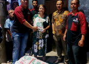 Anggota DPR RI Dr Maruli Siahaan Serahkan Bantuan di Tangkahan Medan Labuhan